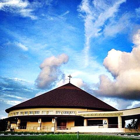 Gereja Katolik Saint Peter & Paul