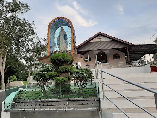 Santa Cruz Church (1880)